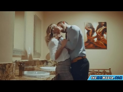❤️ Lè yon blond bèl sedui ou nan yon twalèt piblik ❤️❌ Sèks bon jan kalite nan pònografi ht.bassaniluigi.ru ❌❤